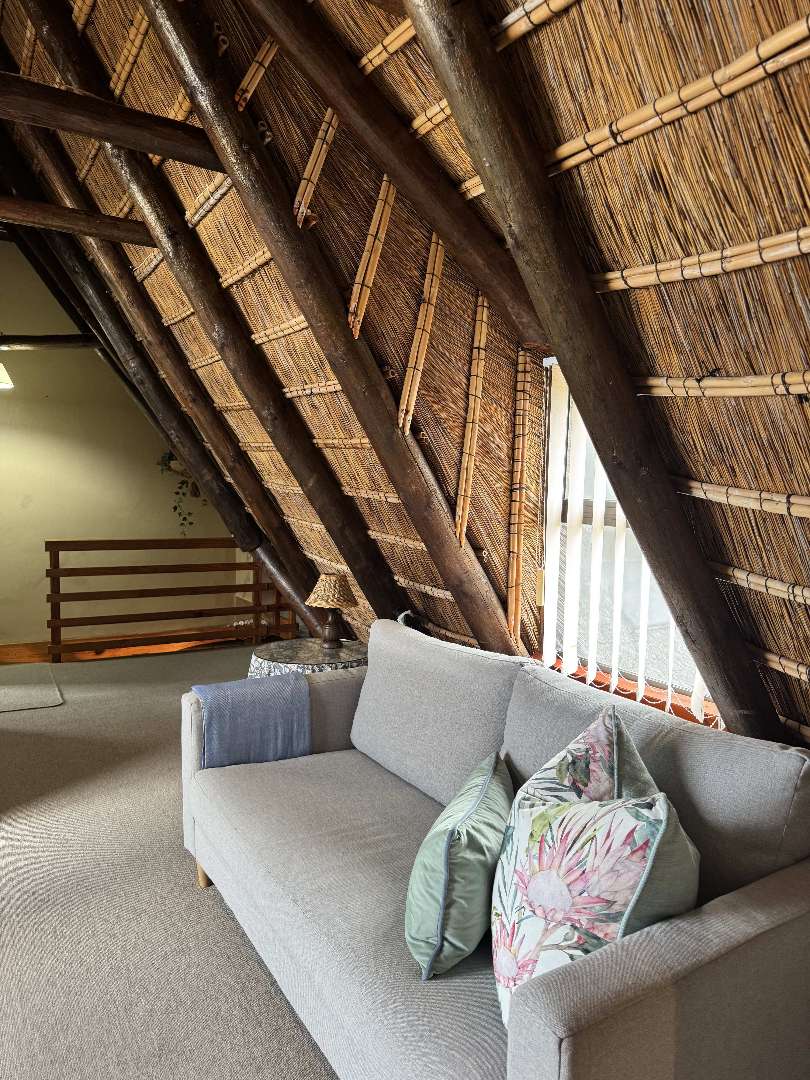 To Let 4 Bedroom Property for Rent in Stilbaai Western Cape